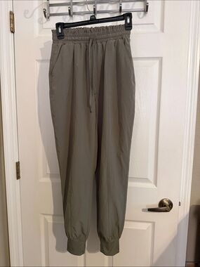 Women’s Olive Drawstring Jogger Pants